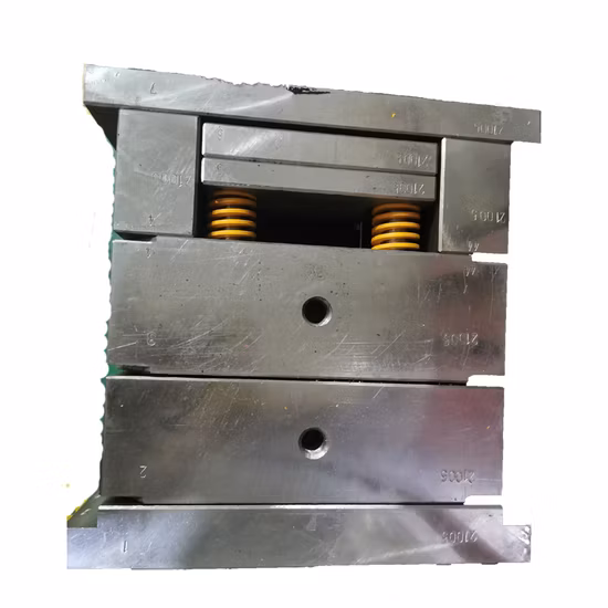 Creatore di stampi per iniezione di prodotti LSR per tutte le parti di prodotti medici in silicone